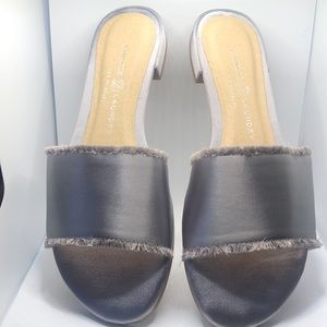 Chinese Laundry Pretty Satin Silver Slides size 8